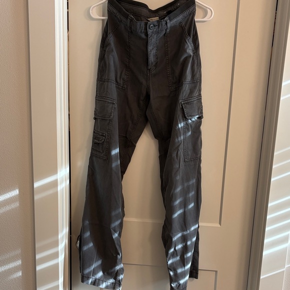 Stylish Cargo Pants Bundle - Picture 4 of 13